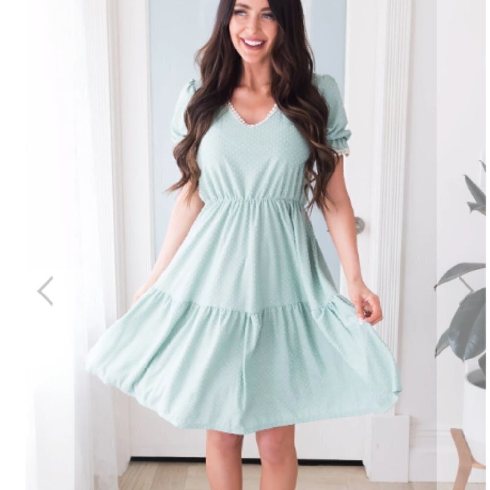 Mint Blue Reborn J dress Women Size Large V Neck Pleated Flowy - Picture 1 of 13